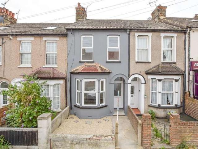 Cottage for sale in Hamerton, Kent
