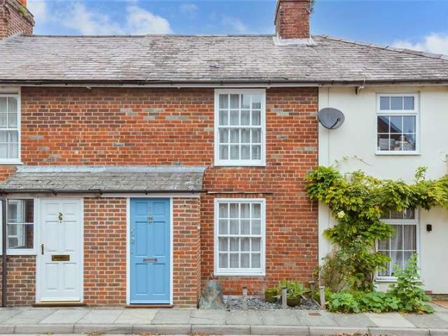 Cottage for sale in Spring Vale, Hampshire