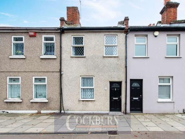 Cottage for rent in New Eltham, Greater London