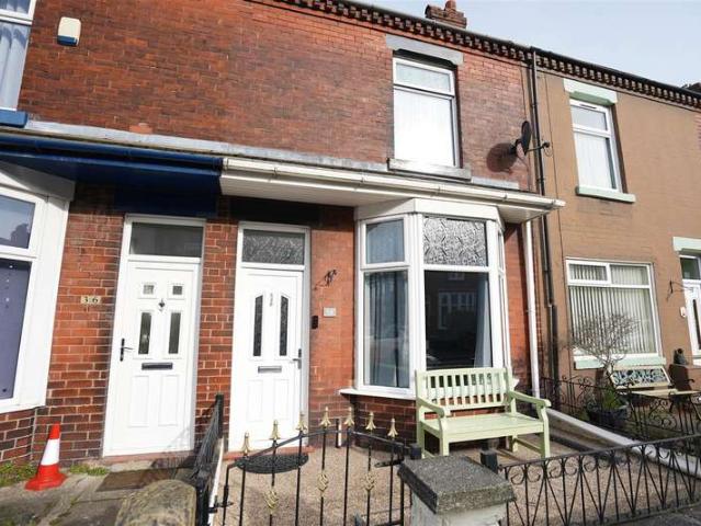 Cottage for sale in Lee Bank, Greater Manchester