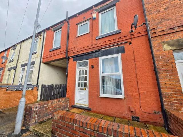 Cottage for sale in Pogmoor, South Yorkshire
