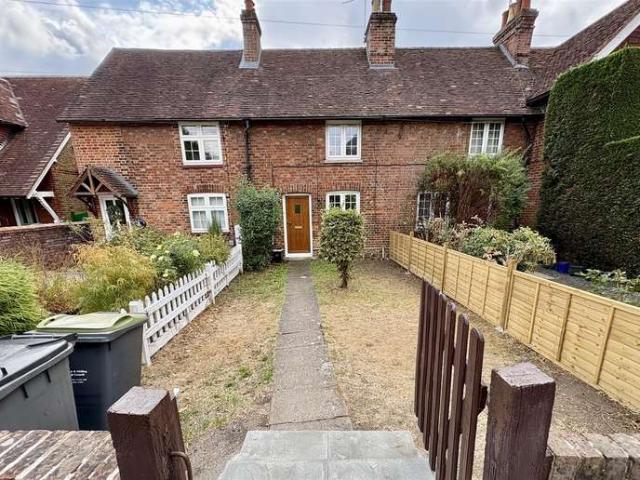 Cottage for sale in Bourne Vale, Kent