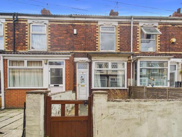 Cottage for sale in Marfleet, Hull