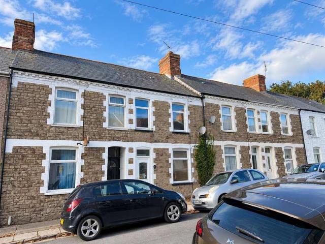 Cottage for sale in Gibbonsdown, Barry