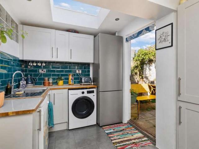 Cottage for sale in Hollingdean, Brighton
