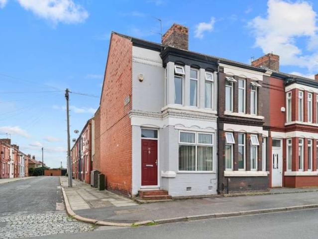 Cottage for sale in Calderstones