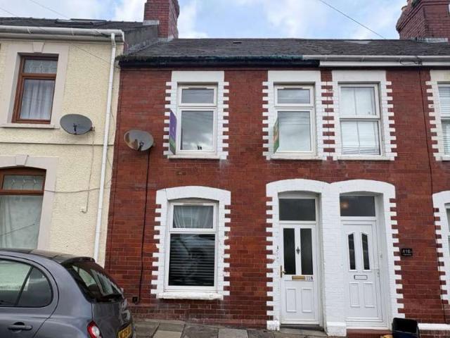 Cottage for sale in Barry Island, Barry