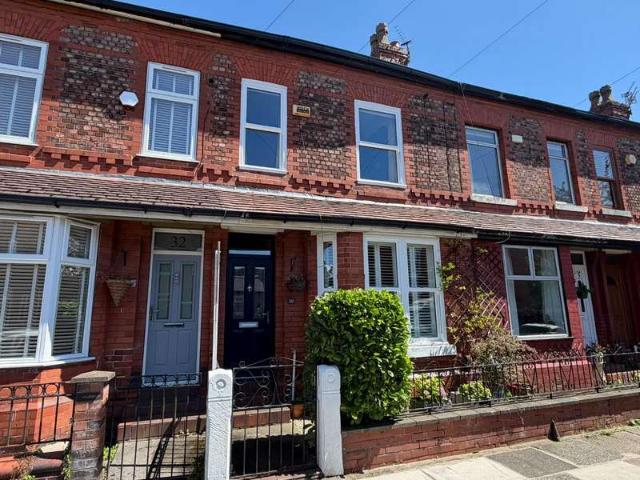 Cottage for sale in Georgia, Greater Manchester