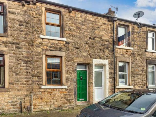 Cottage for sale in Moorlands, Bare