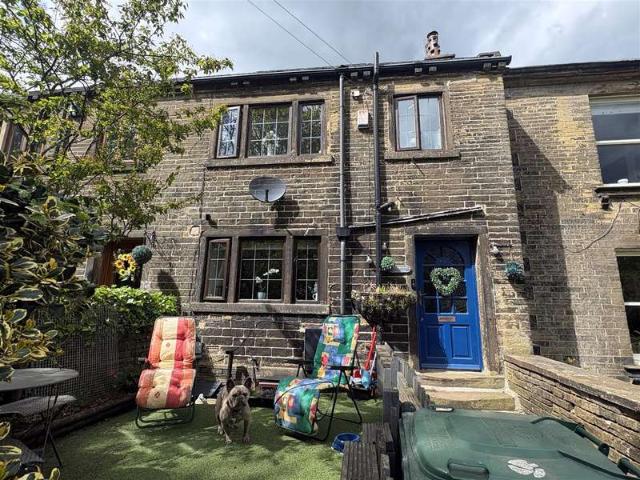 Cottage for sale in Queensbury, West Yorkshire