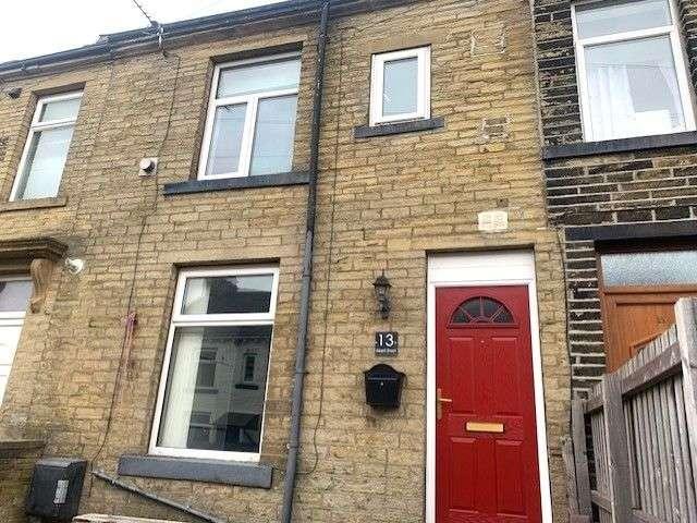 Terraced House for rent in Bradford, Hungerhill