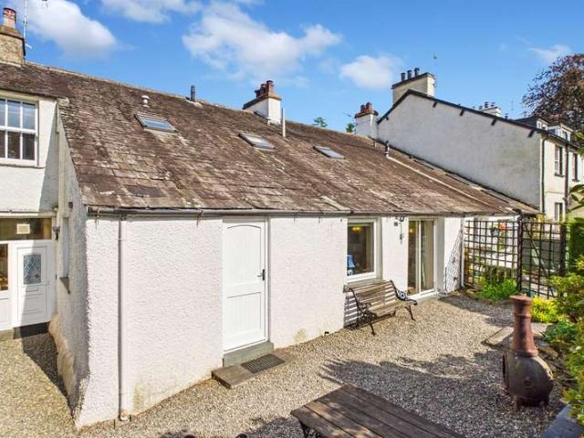 Cottage for sale