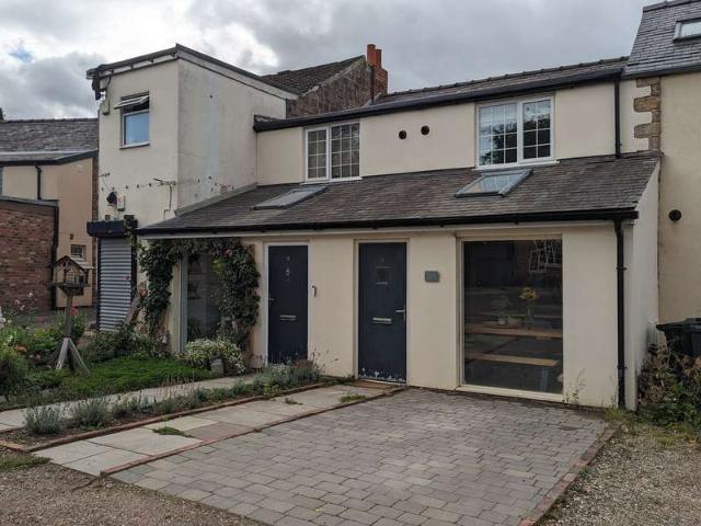 Cottage for sale in Treeton, South Yorkshire