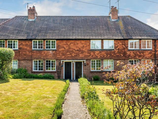 Cottage for sale in Chiddingstone, The Butts