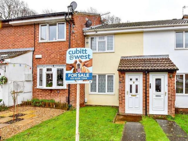 Cottage for sale in Spring Vale, Hampshire