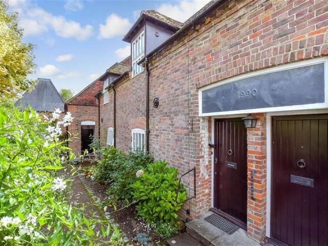 Cottage for sale in Chichester, Littlecote