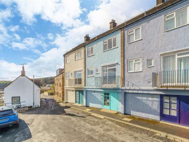 Cottage for sale in Burnmouth, Scotland