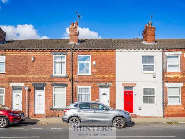 Cottage for sale in Cutsyke, Castleford