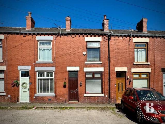 Cottage for sale in Bradshaw, Lee Bank