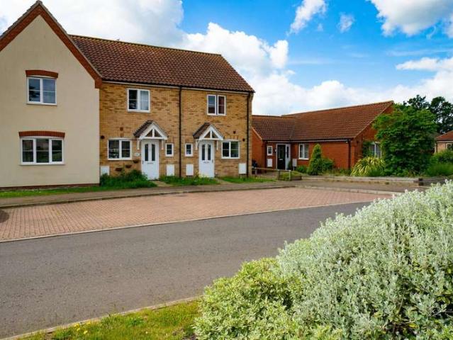Cottage for sale in Roydon, South Norfolk