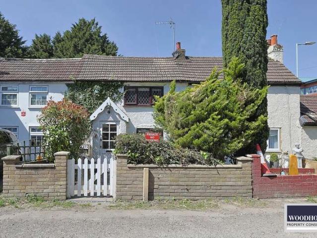 Cottage for sale in Broxbourne, Hertfordshire