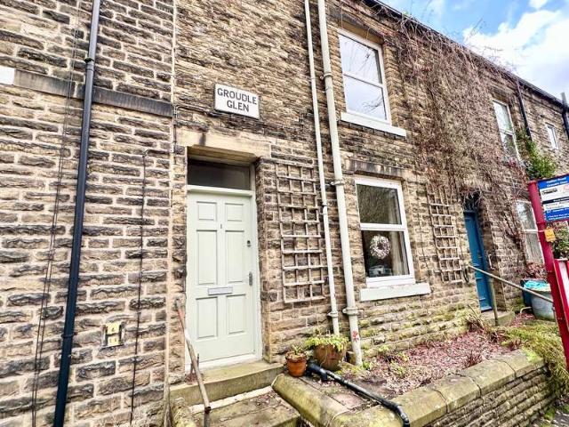 Terraced House for sale in Hebden Bridge, Mytholm
