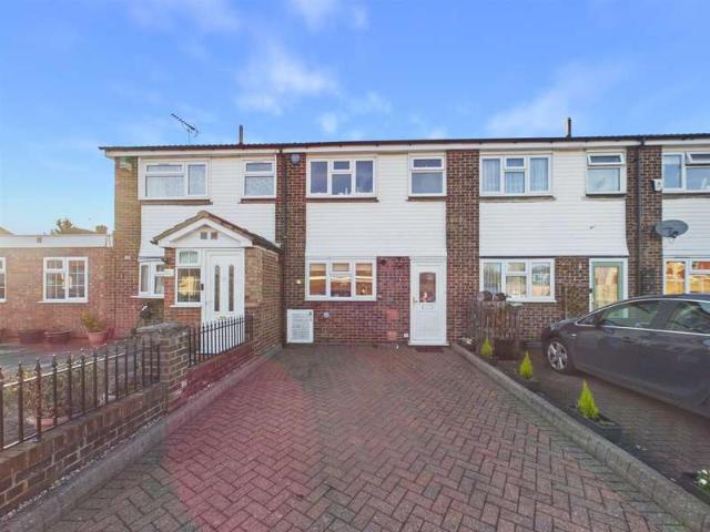 Cottage for sale in Greater London