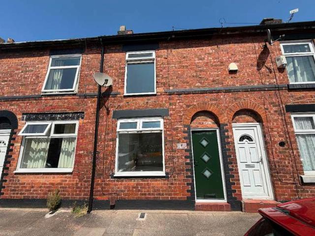 Cottage for sale in Fairfield, Warrington