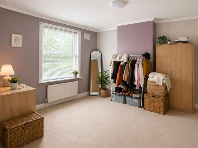 Cottage for sale in Armley, West Yorkshire