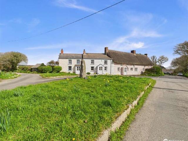 Cottage for sale in Mawgan, Cornwall