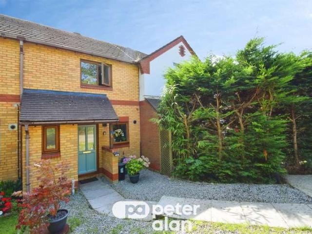 Cottage for sale in Baglan
