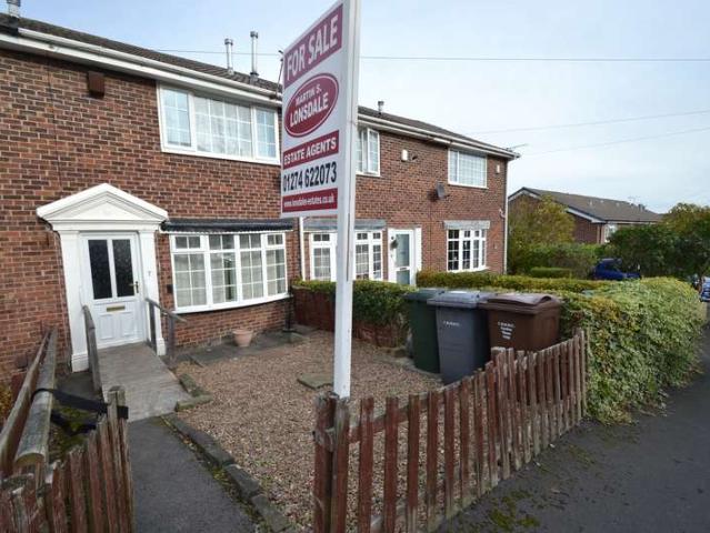 Cottage for sale in Greengates, West Yorkshire
