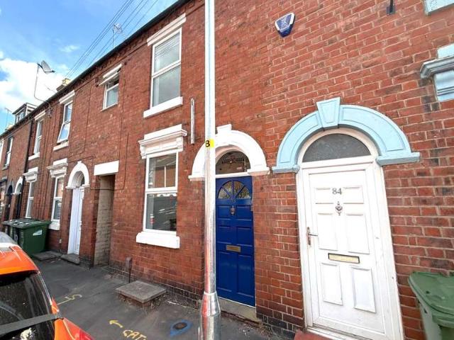 Terraced House for sale in Kidderminster, Comberton