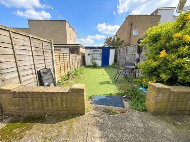 Cottage for sale in Beckton, Greater London