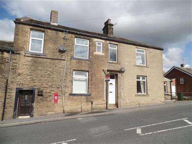Cottage for rent in Queensbury, West Yorkshire