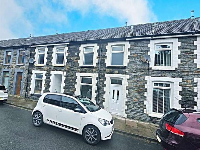 Cottage for sale in Pontypridd, Wales