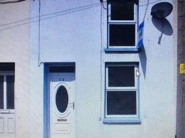 Cottage for rent in Aberaman South, Wales