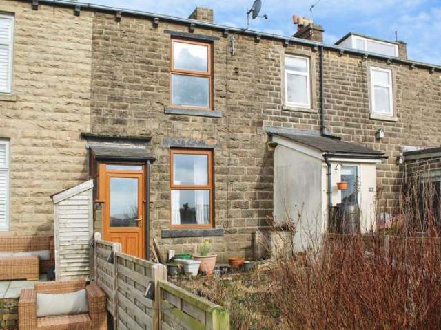 Cottage for sale in Clow Bridge, Burnley
