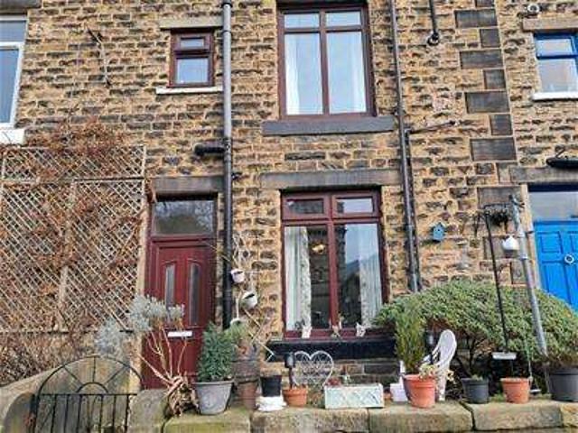 Terraced House for sale in Hebden Bridge, Birchcliffe