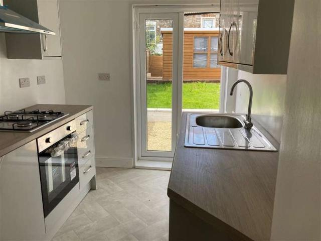 Terraced House for rent in Merthyr Tydfil, Dowlais Top