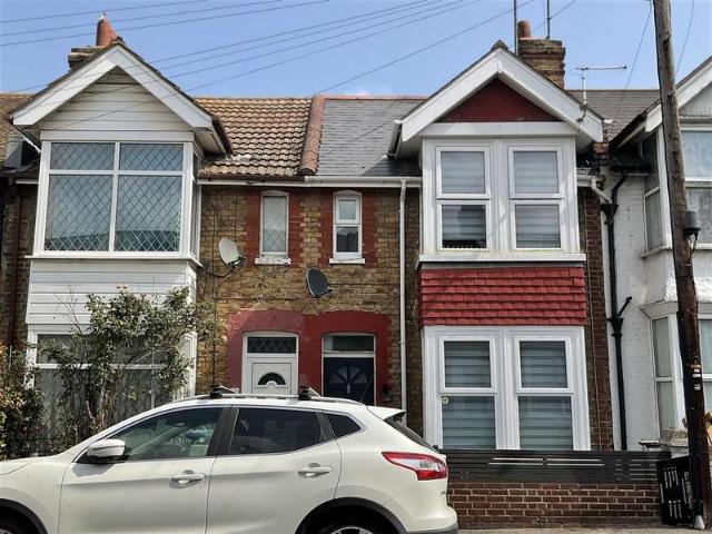 Cottage for sale in Cliftonville West, Acol