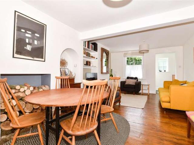 Cottage for sale in Bourne Vale, Kent