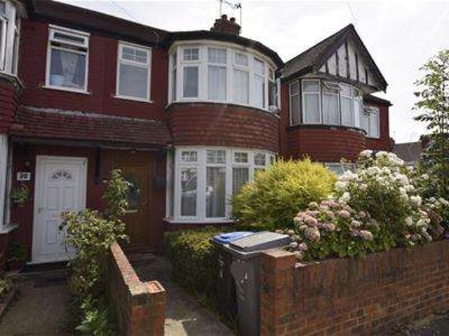 Cottage for sale in Sudbury, Greater London