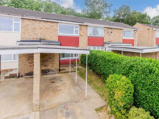 Cottage for sale in Chatham