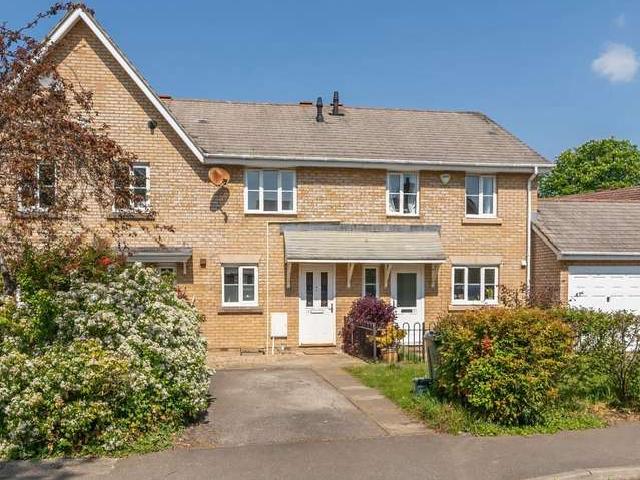 Cottage for sale in Pitstone
