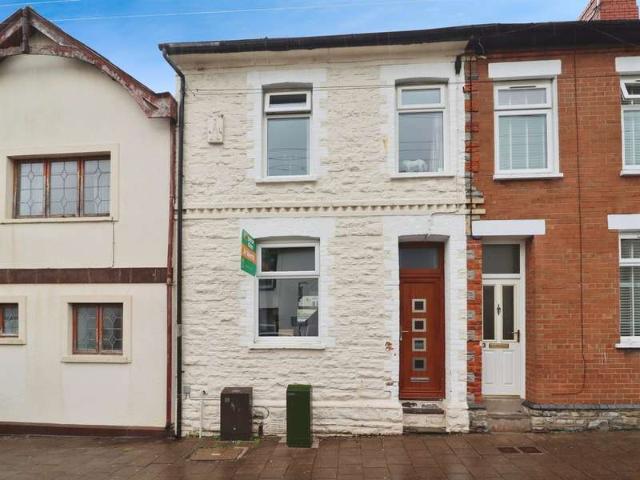Cottage for sale in Penarth, Wales
