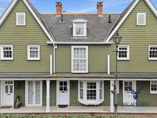 Cottage for sale in Beaulieu Park, Chelmsford