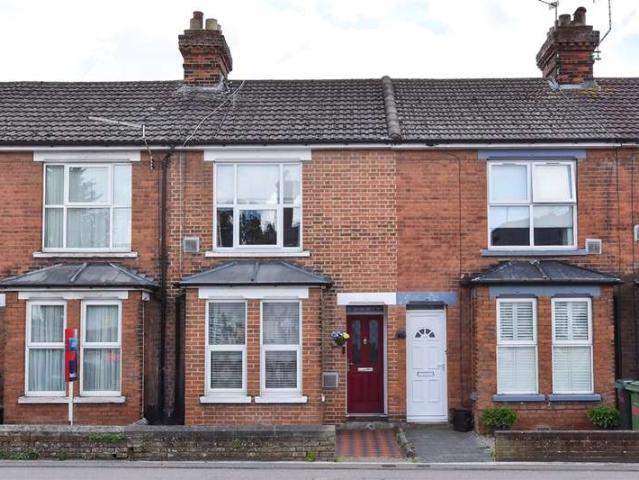 Cottage for sale in Midway, Kent