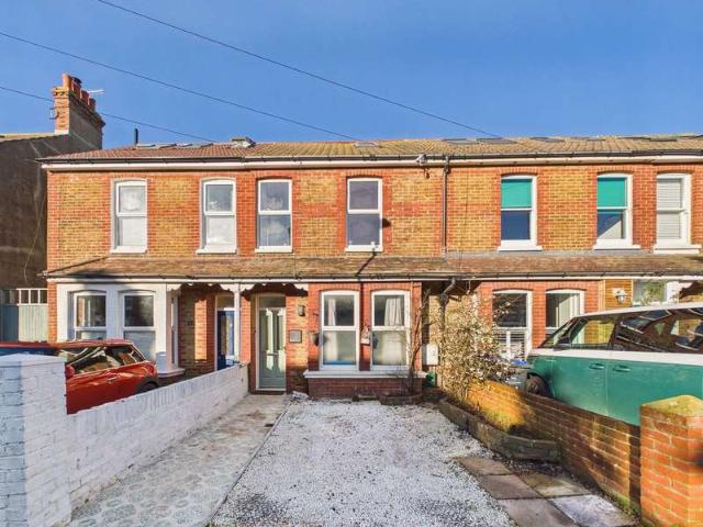 Cottage for sale in Fishersgate, West Sussex
