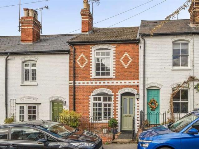 Cottage for sale in Twyford, Wokingham